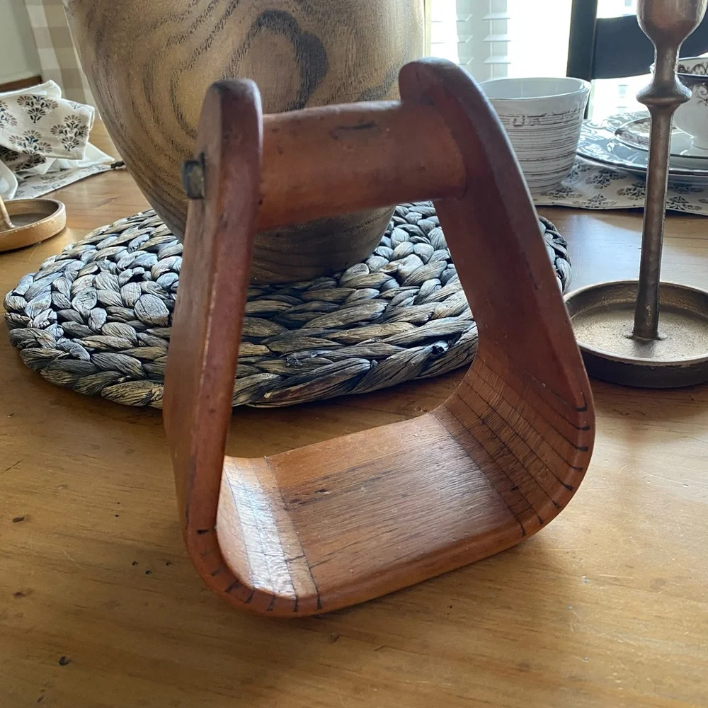 Vintage Wooden saddle Stirrup - Picture 1 of 4
